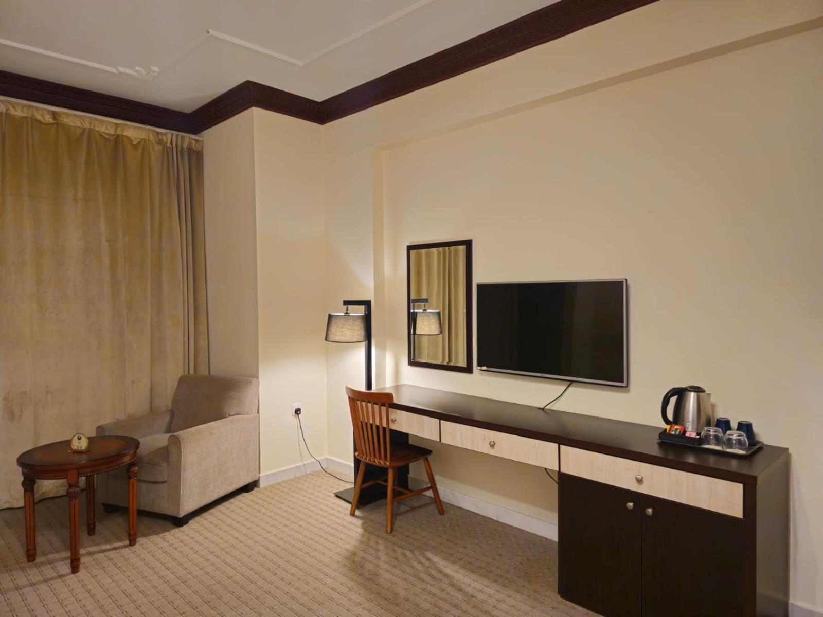 Twilight Hotel Muskat Eksteriør bilde